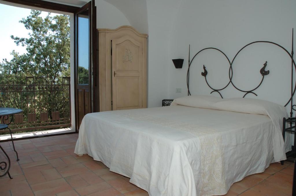 Nascar Hotel Santa Maria Navarrese Room photo